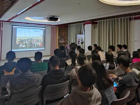 a722d860d56fbcddd37cc19b5591aa0